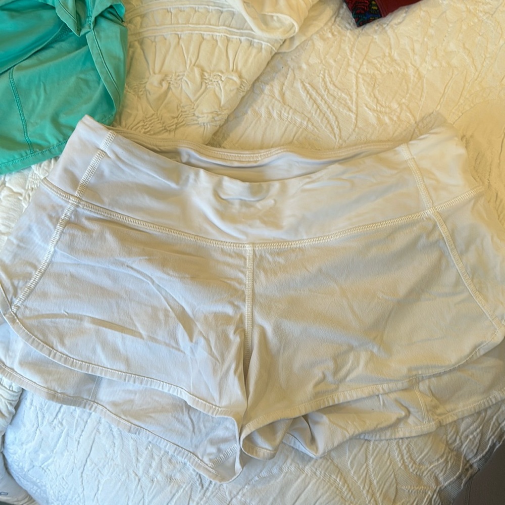 Lululemon speed up high rise lined shorts